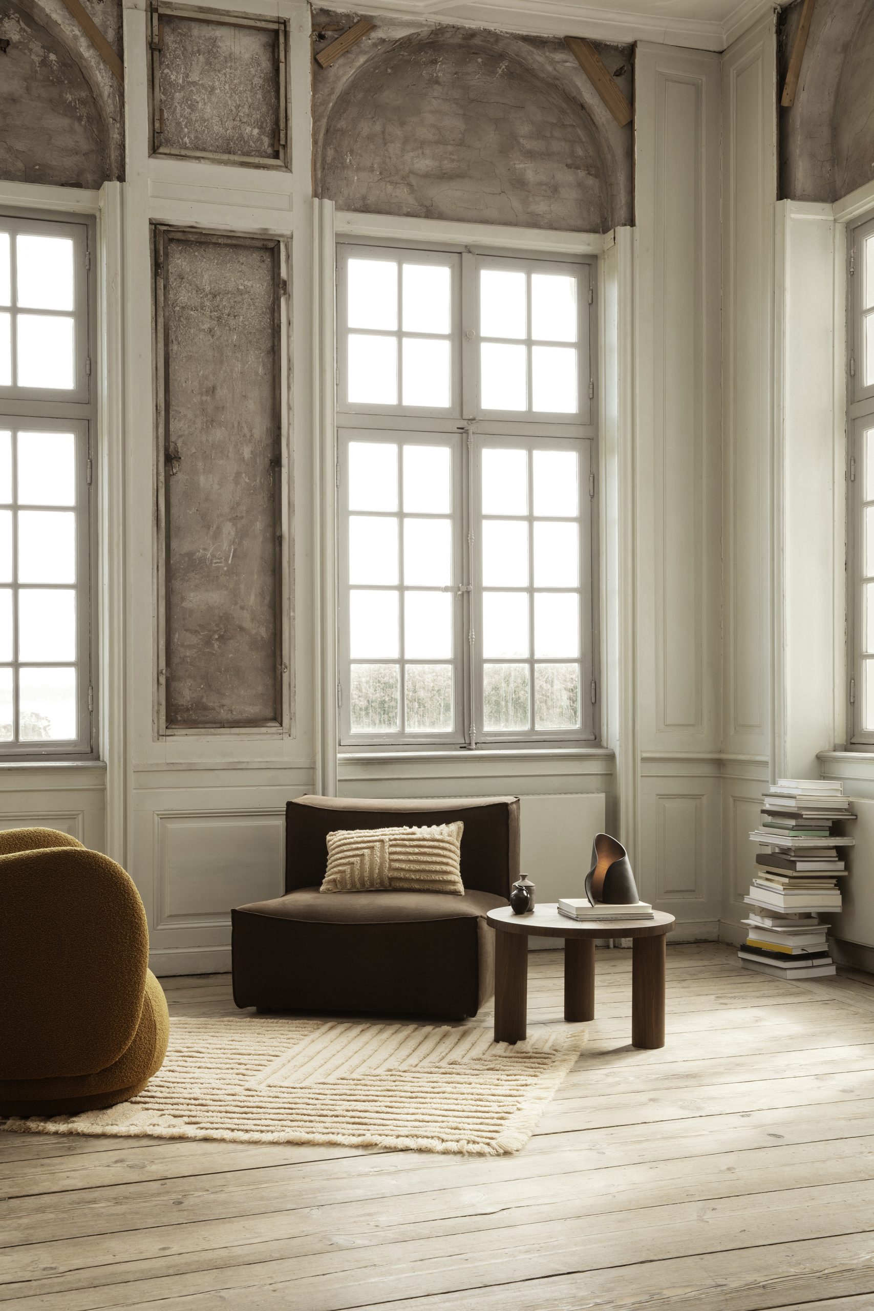 Настільна лампа Oyster від Ferm Living