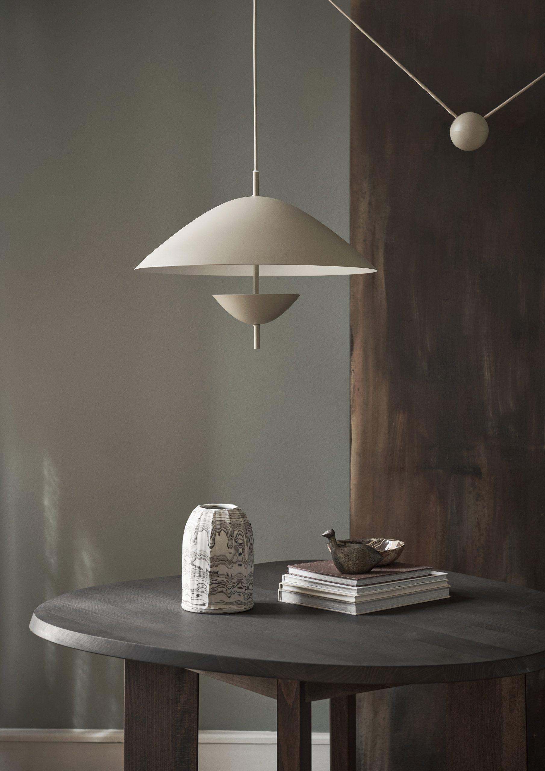 Підвісна лампа Lod кольору кашемір від Ferm Living