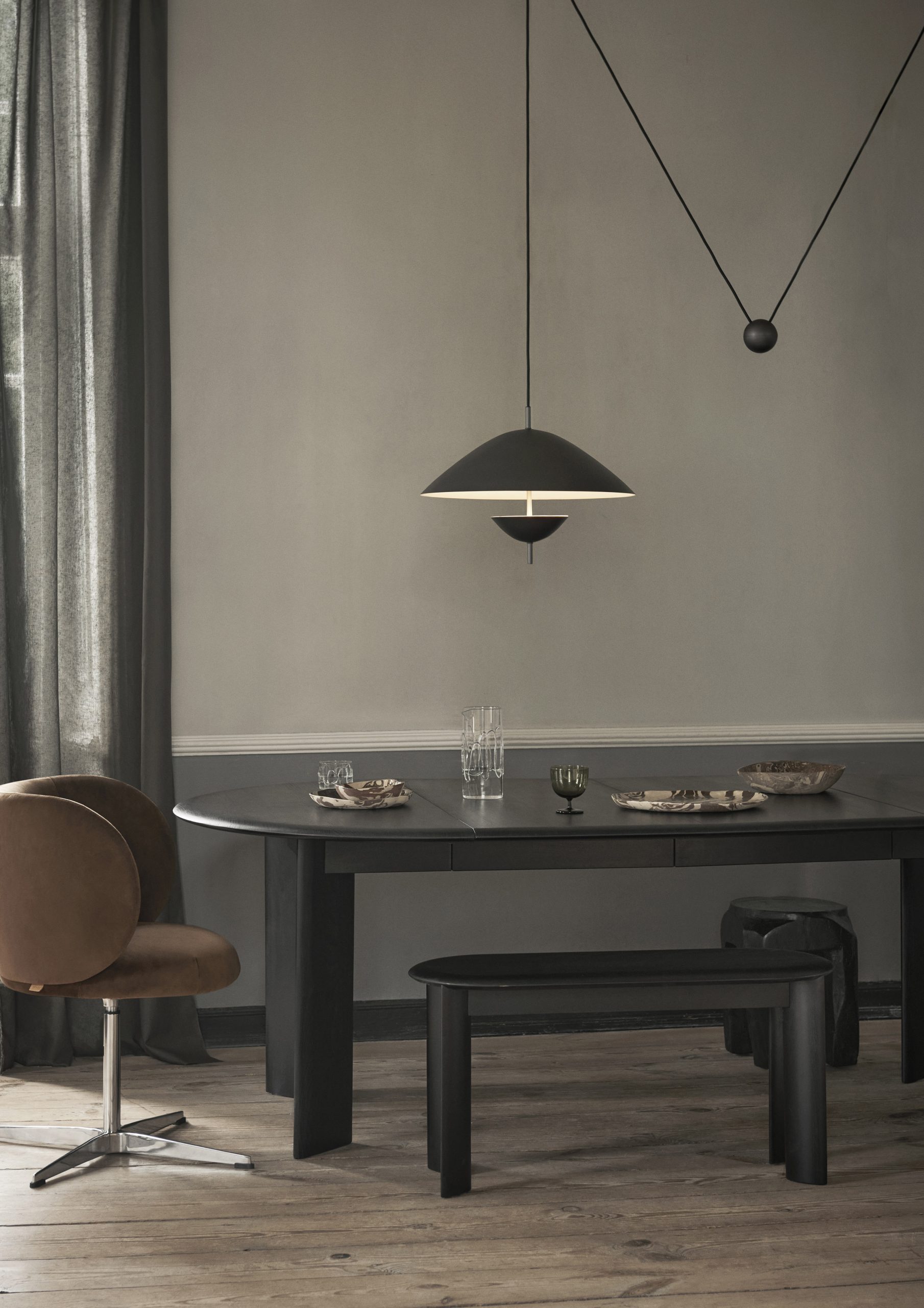 Підвісна лампа Lod чорного кольору від Ferm Living