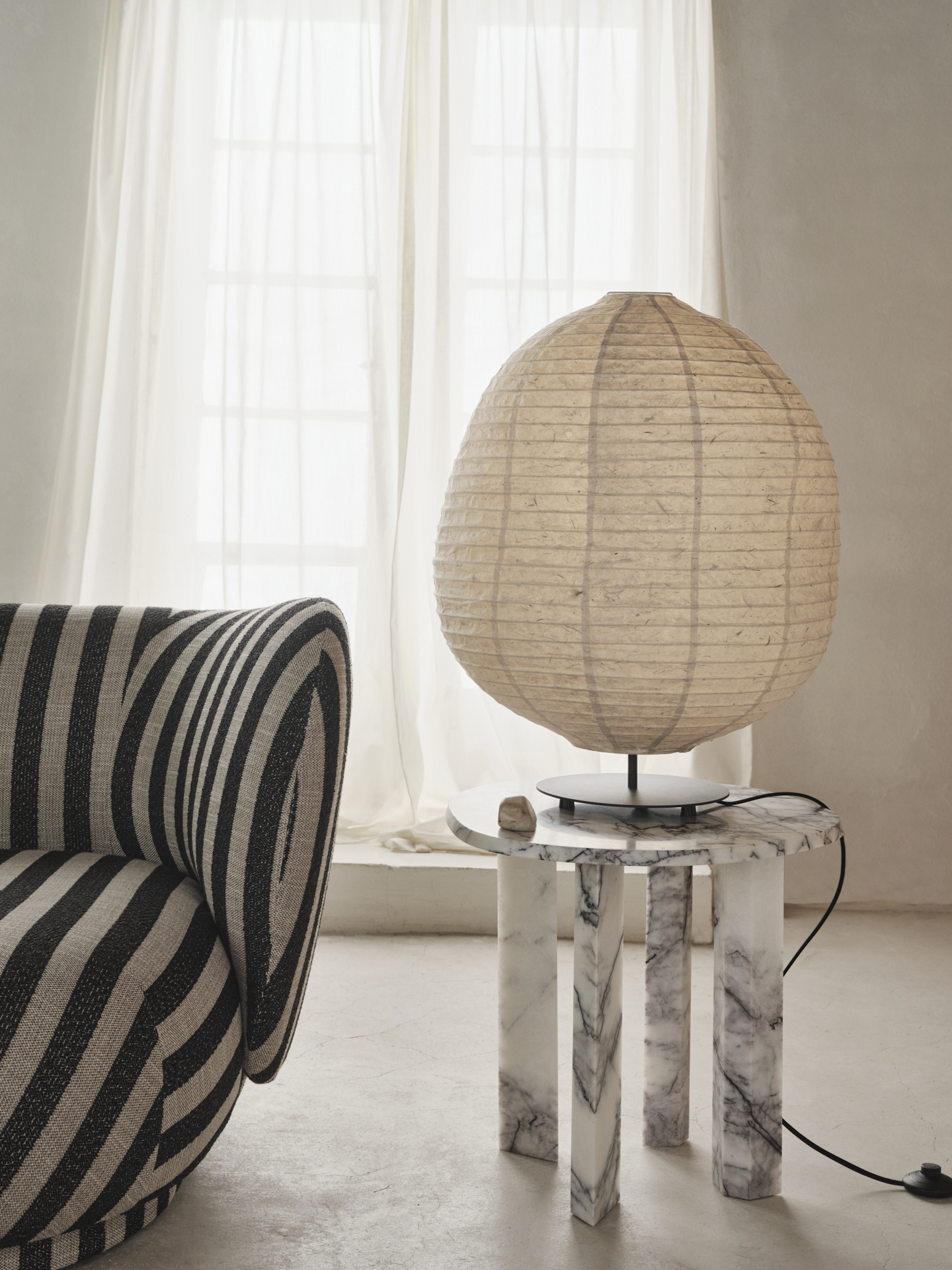 Торшер Kurbis small від Ferm Living