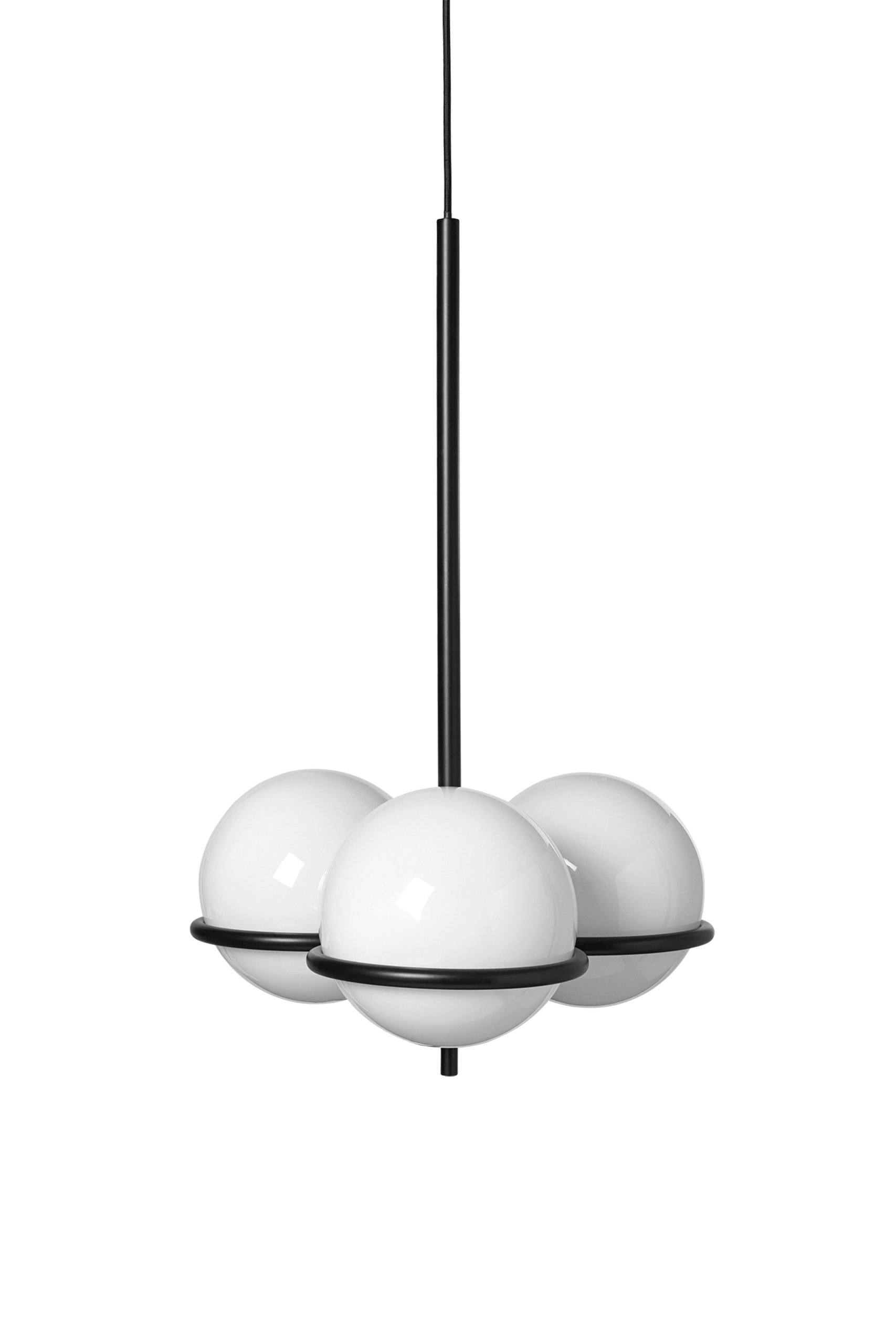 Люстра Era чорного кольору від Ferm Living