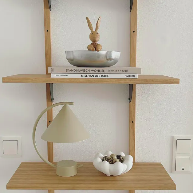 Портативна лампа Meridian колір кашемір від Ferm Living