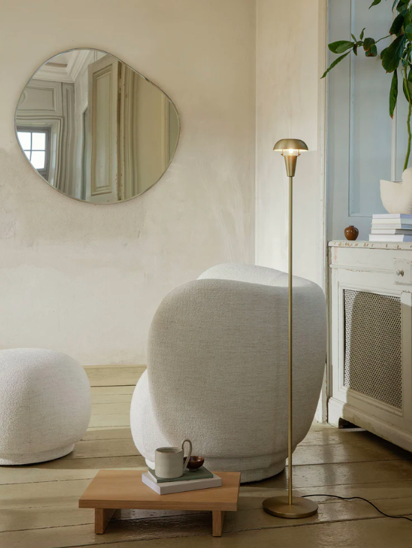 Латунний торшер Tiny від Ferm Living