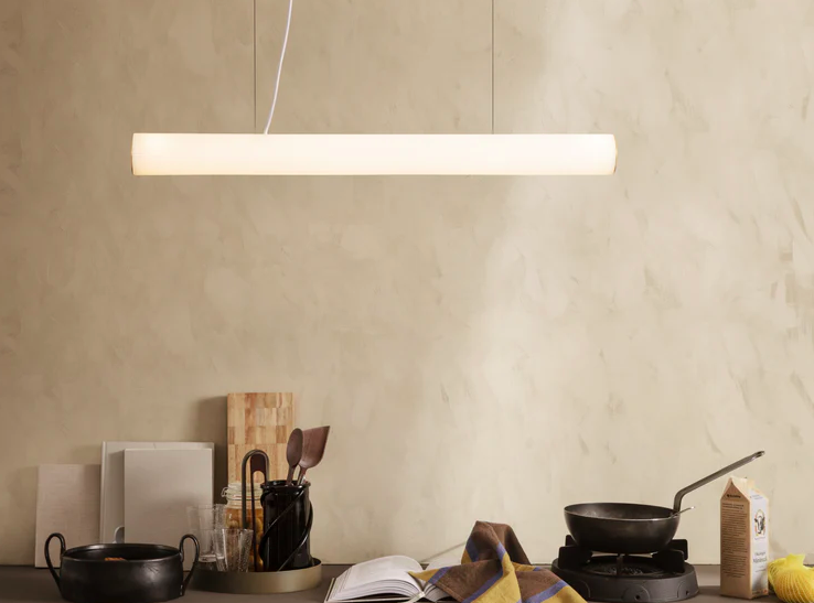Підвісна лампа Vuelta білого кольору від Ferm Living