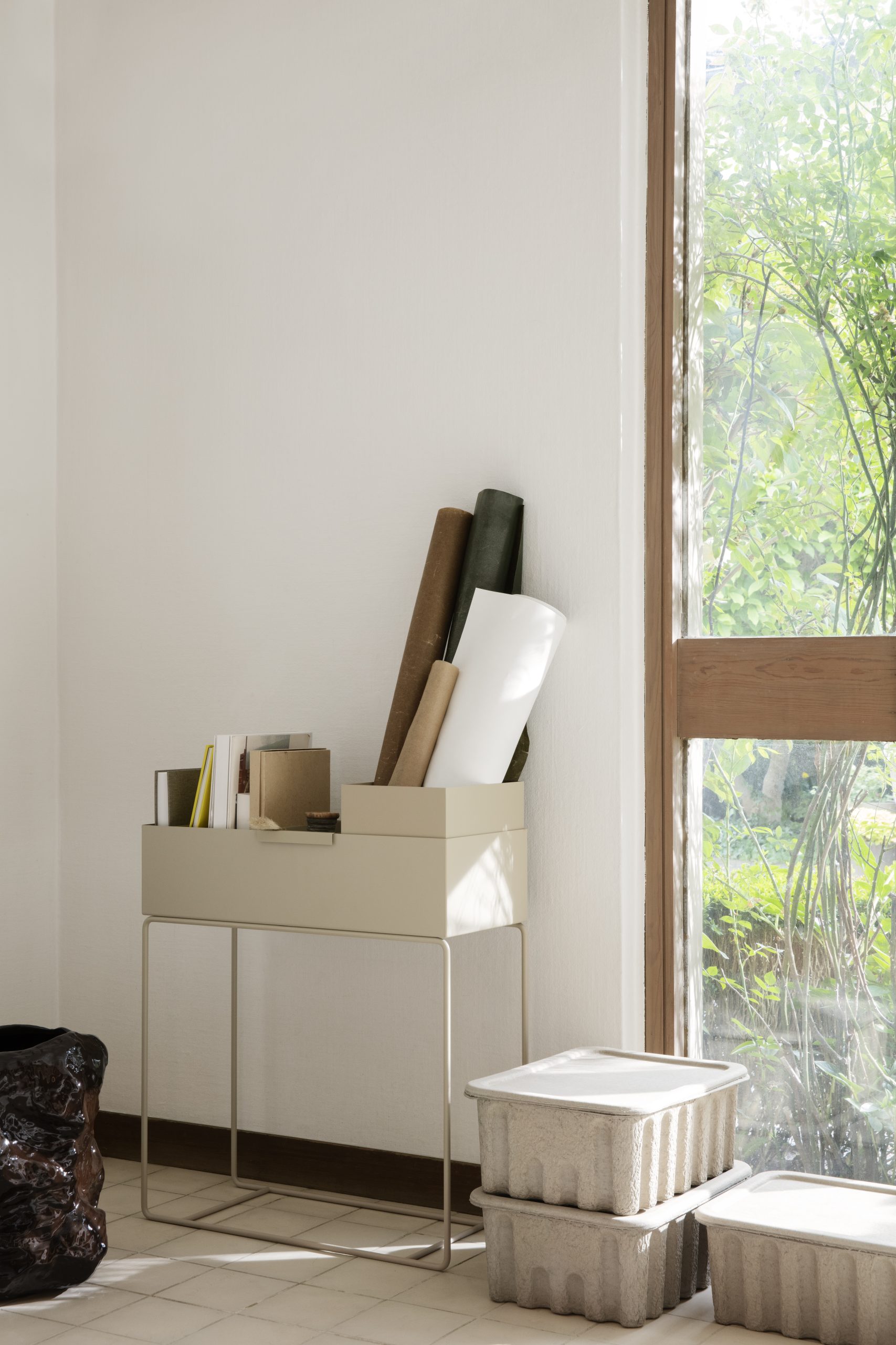 Ящик для рослин кольору кашемір від Ferm Living
