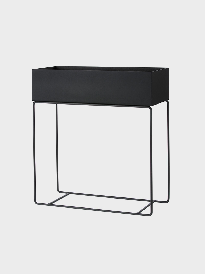 Ящик для рослин чорного кольору  від Ferm Living
