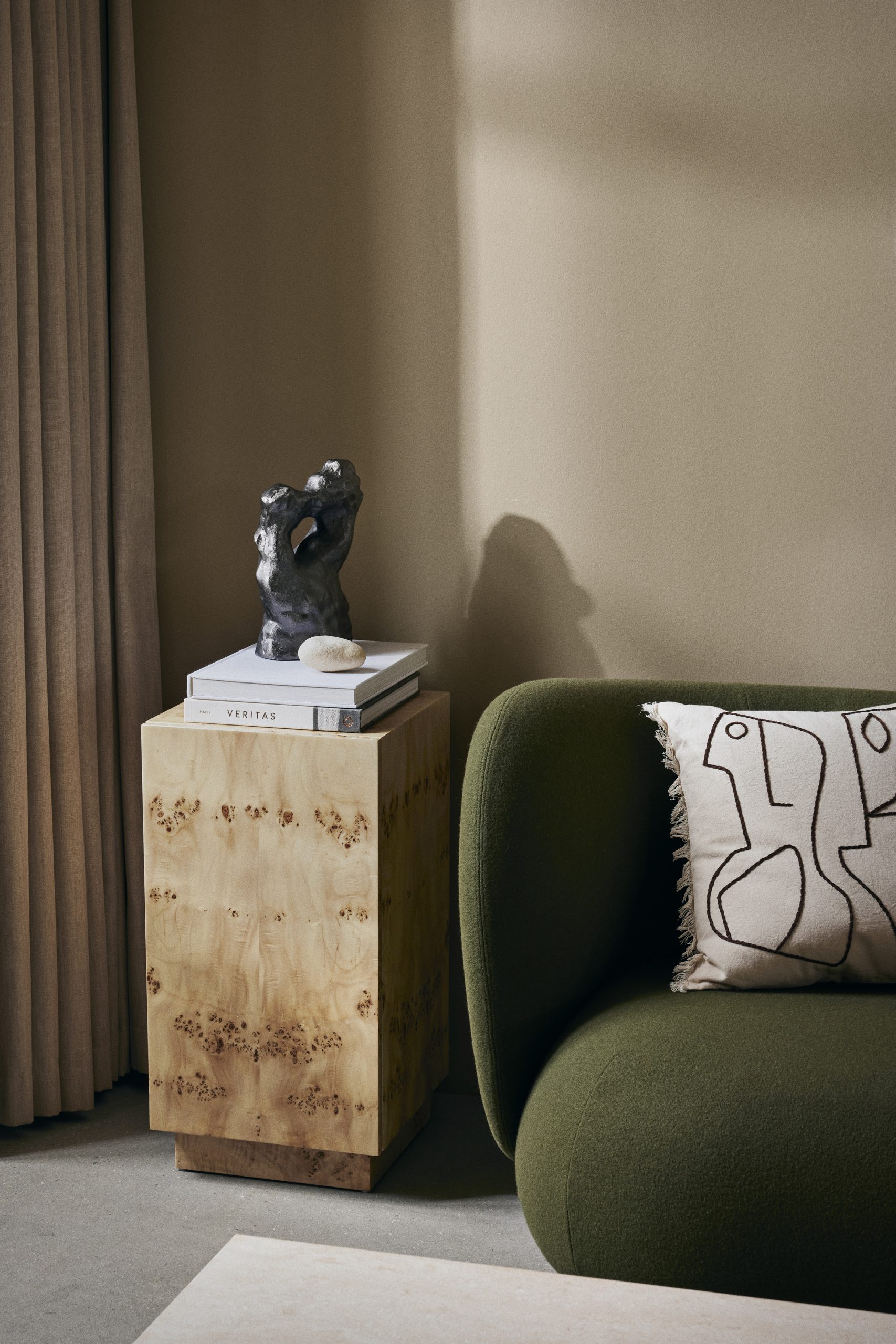 Журнальний столик Burl  від Ferm Living
