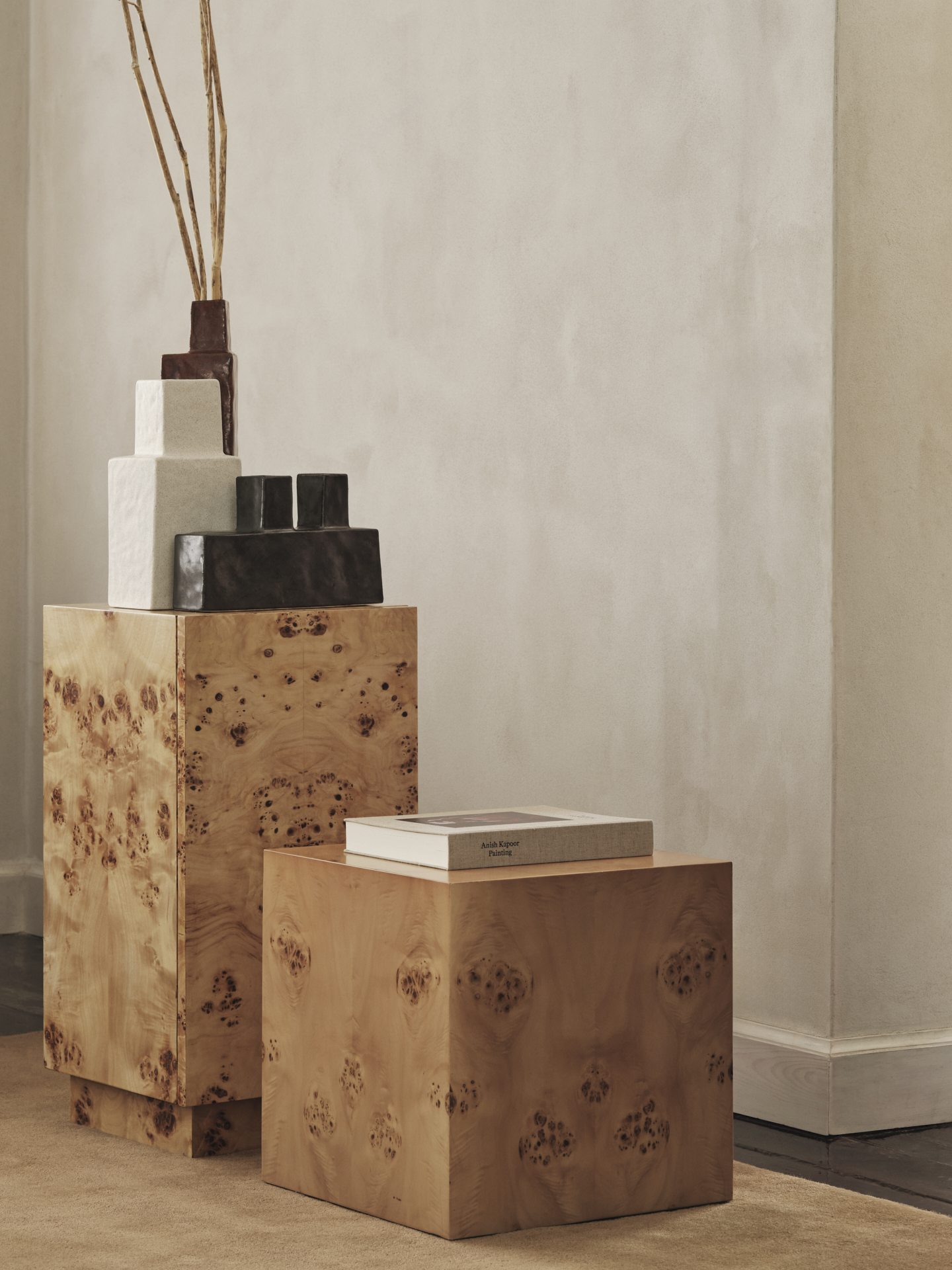 Ваза Koa Medium білого кольору від Ferm Living