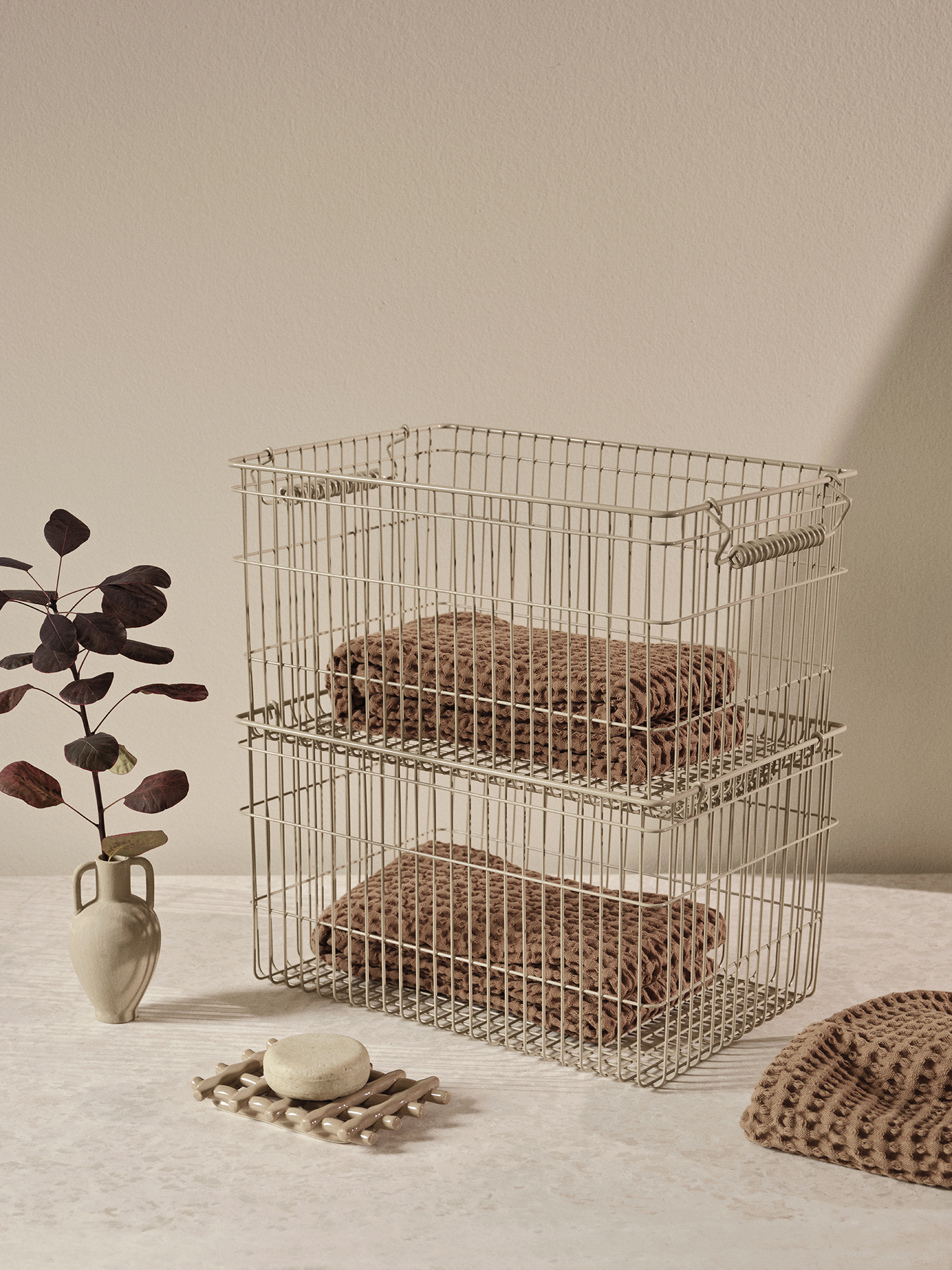 Сітчасті кошики для зберігання Cala колір кашемір від Ferm Living набір з двох штук