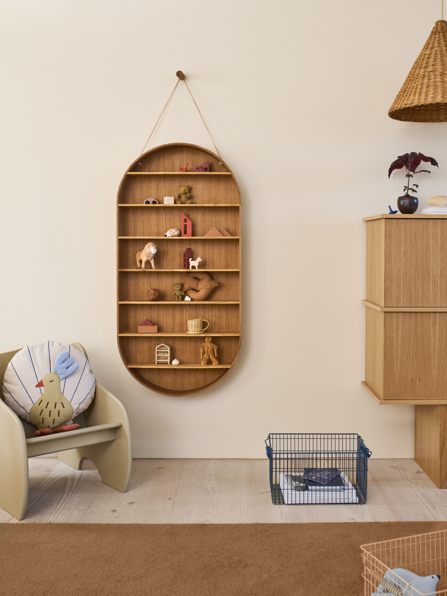 Підвісна полиця Oval Dorm від Ferm Living
