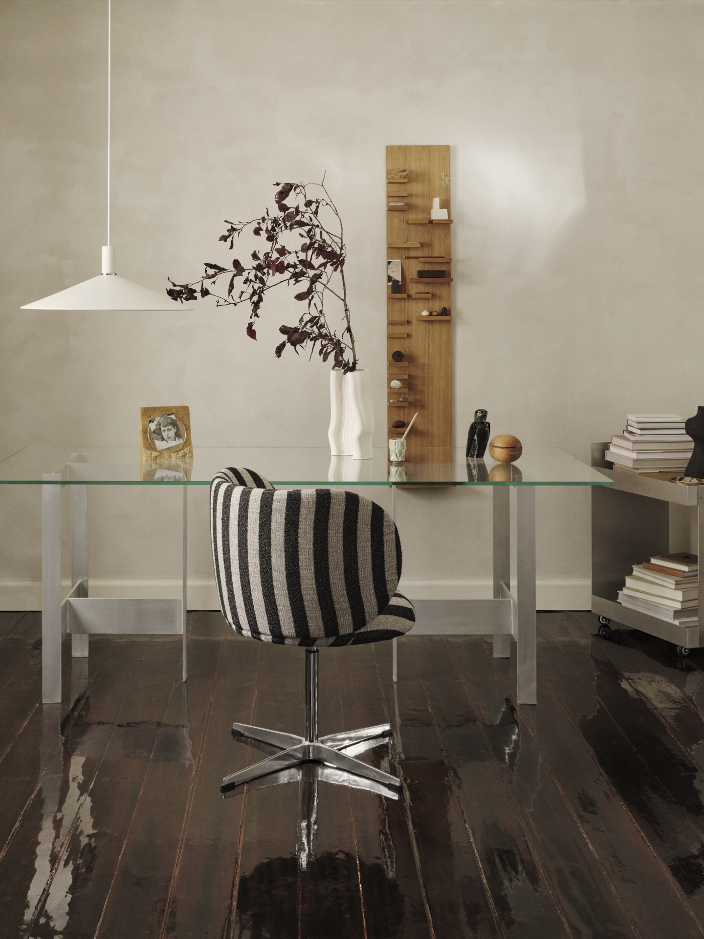 Полиця Parade Tall від Ferm Living