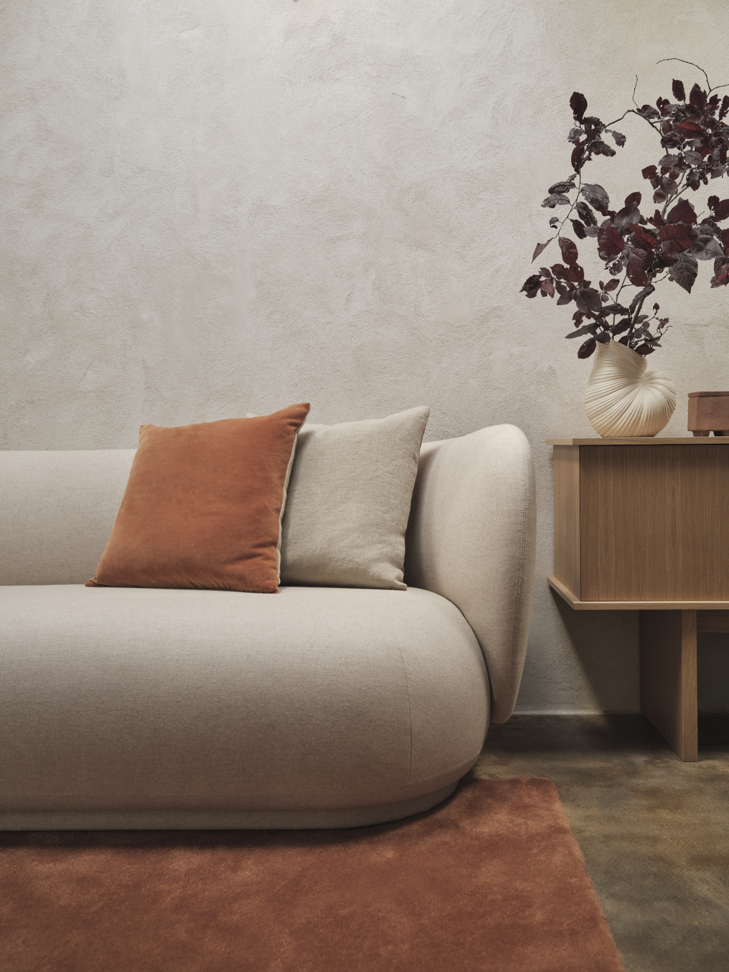 Килим Stille червоно-коричневого кольору від Ferm Living