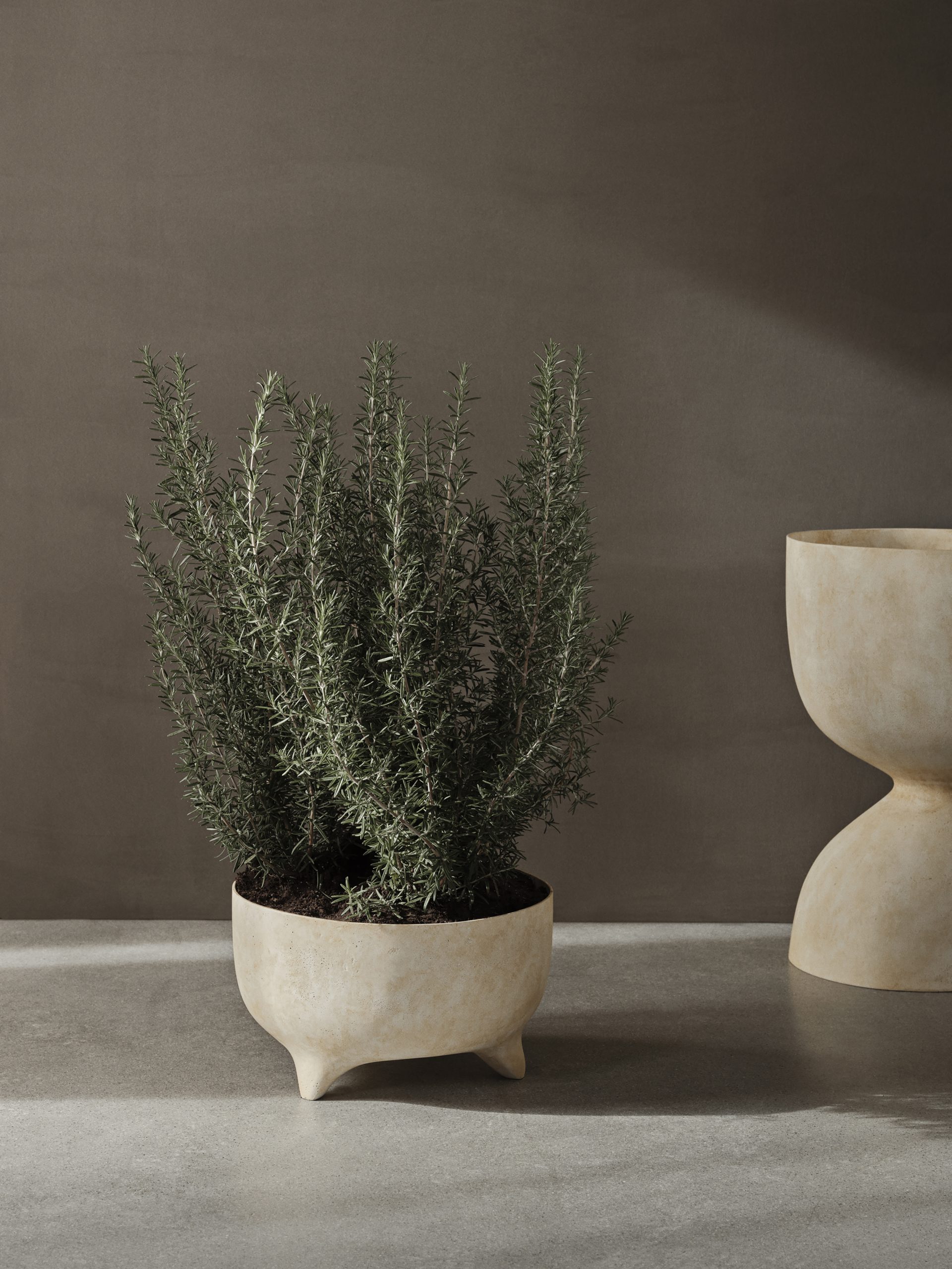 Горщик  для рослин Evoke пісчаного кольору від Ferm Living