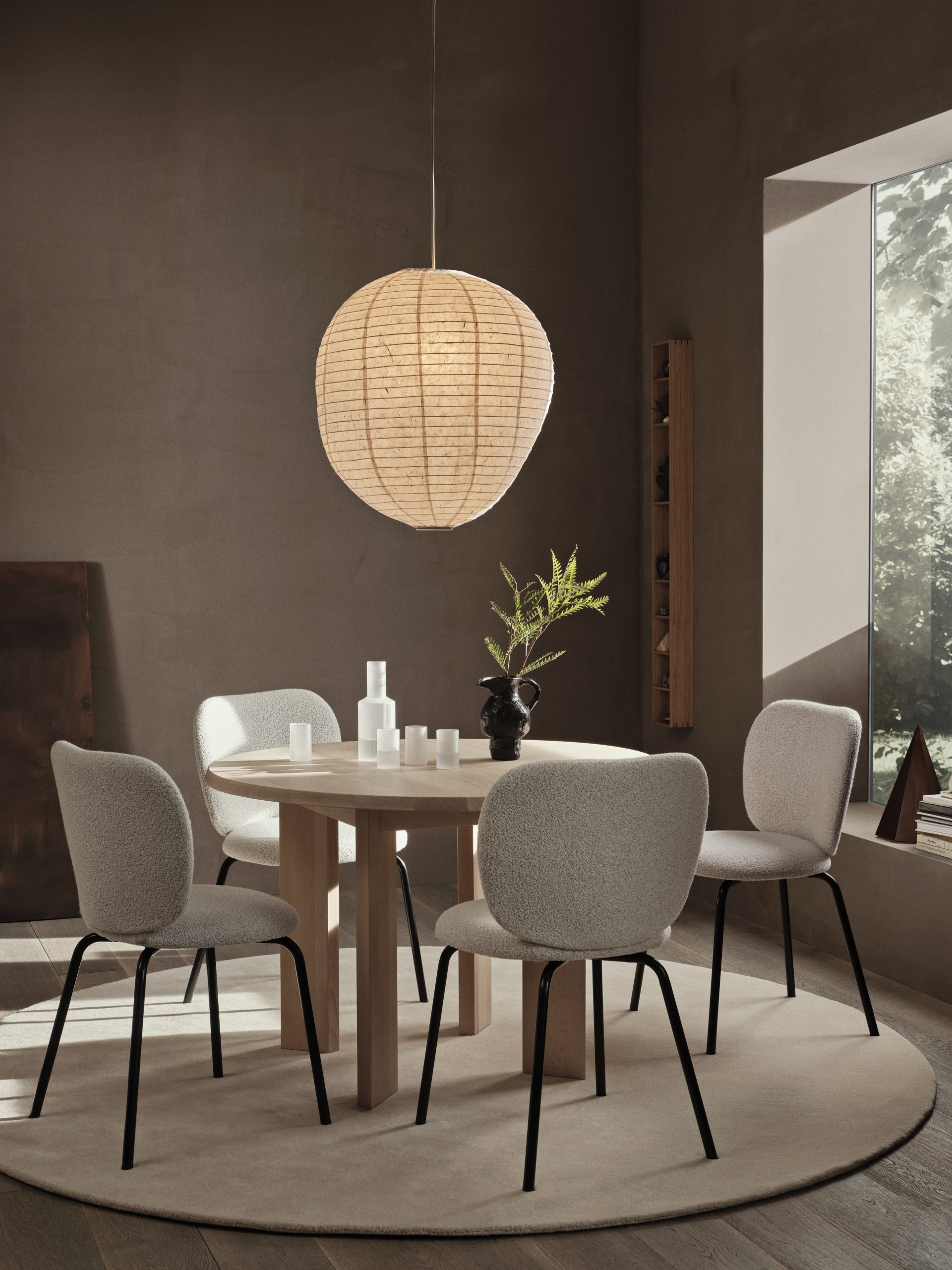 Килим Stille брудно-білого кольору від Ferm Living круглої форми