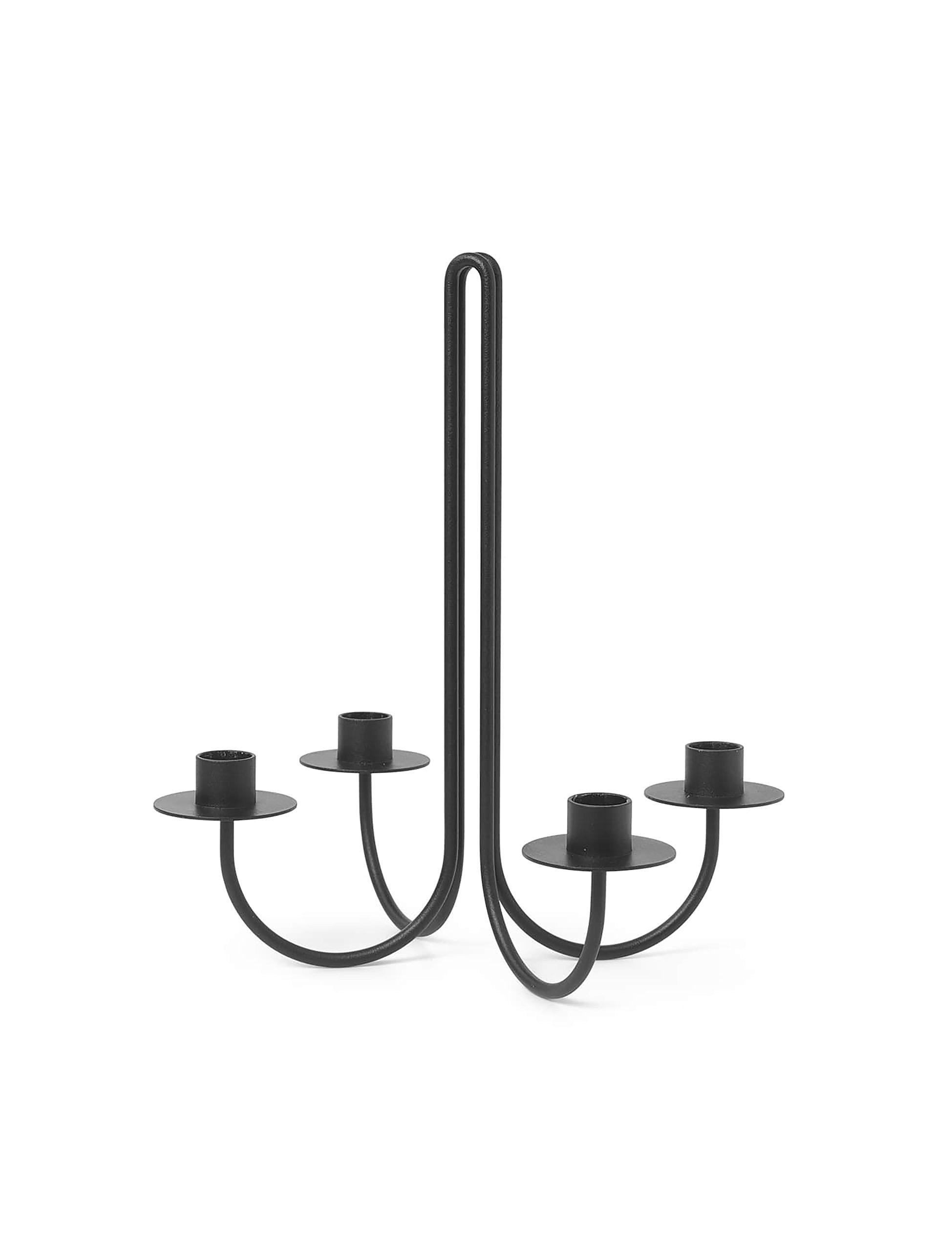 Свічник Sway Candelabra чоного кольору від  Ferm Living