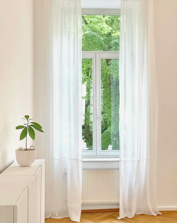 Горщик  для рослин Speckle білого кольору від Ferm Living
