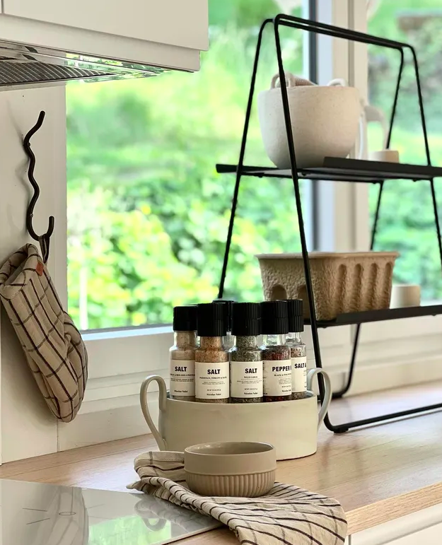 Горщик  для рослин Speckle білого кольору від Ferm Living