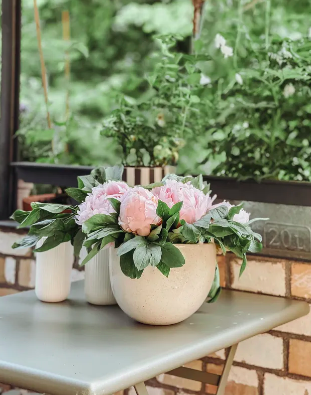Горщик  для рослин Speckle білого кольору від Ferm Living