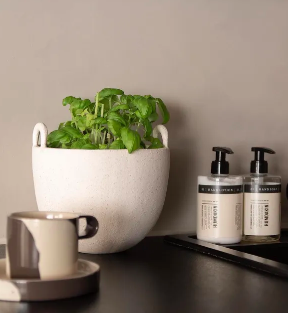 Горщик  для рослин Speckle білого кольору від Ferm Living