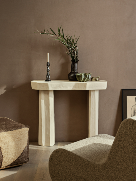 Cвічник Gale чорного кольору від  Ferm Living