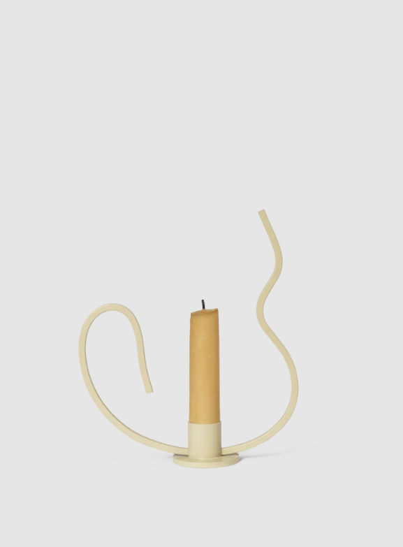 Cвічник Valse Low чорного кольору від  Ferm Living