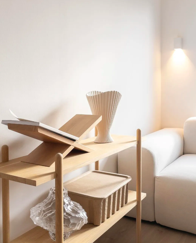Ваза Fountain Large білого кольору  від Ferm Living