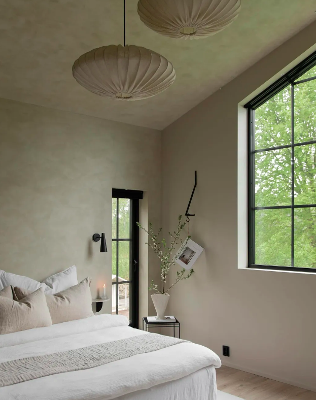 Ваза Fountain Large білого кольору  від Ferm Living