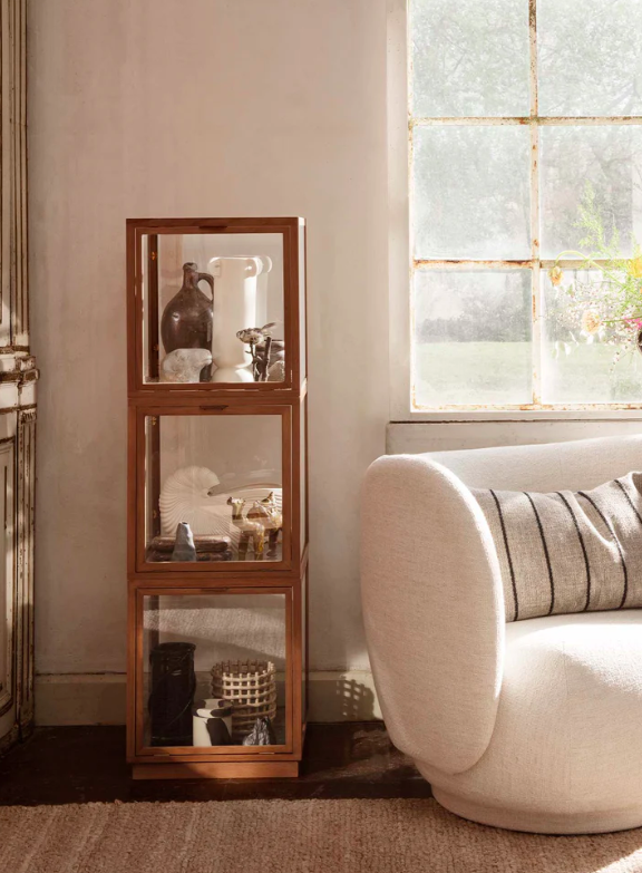 Ваза Muses Calli білого кольору від Ferm Living