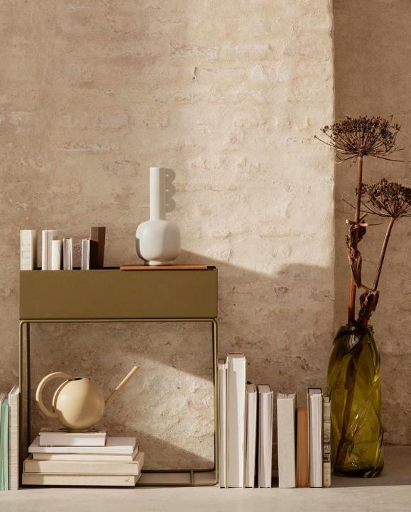 Ваза Muses Clio білого кольору від Ferm Living
