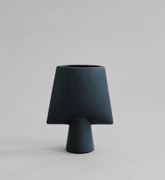 Ваза Sphere Square чорного кольору від 101 Copenhagen