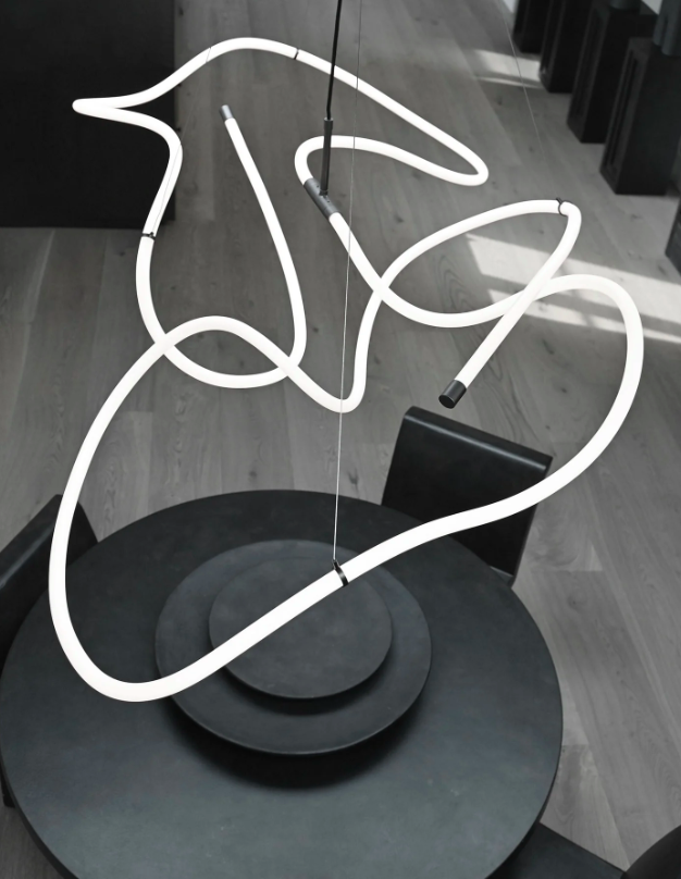 Люстра Ghost Neon бронзового кольору від 101 Copenhagen