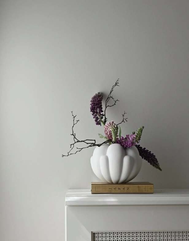 Ваза Bloom білого кольору від 101 Copenhagen