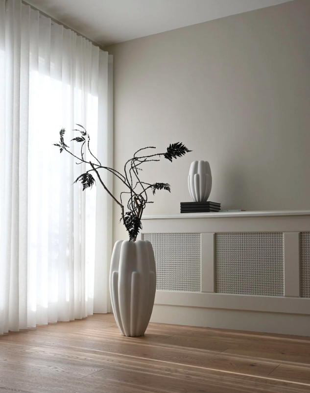Ваза Bloom Slim білого кольору від 101 Copenhagen