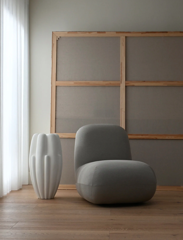 Ваза Bloom Slim білого кольору від 101 Copenhagen