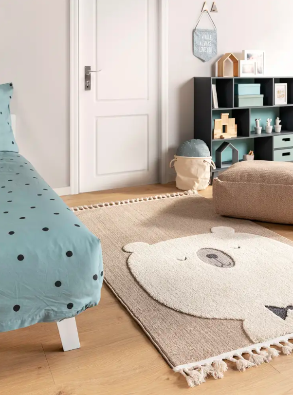 Дитячий килим Momo Bear від Benuta.