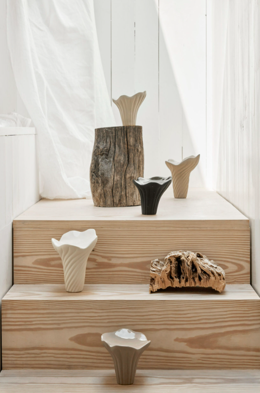 Декоративна прикраса Fungi пісчаного кольору від Cooee Design