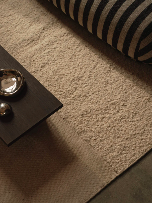 Килим Kompliment кремового кольору від Ferm Living