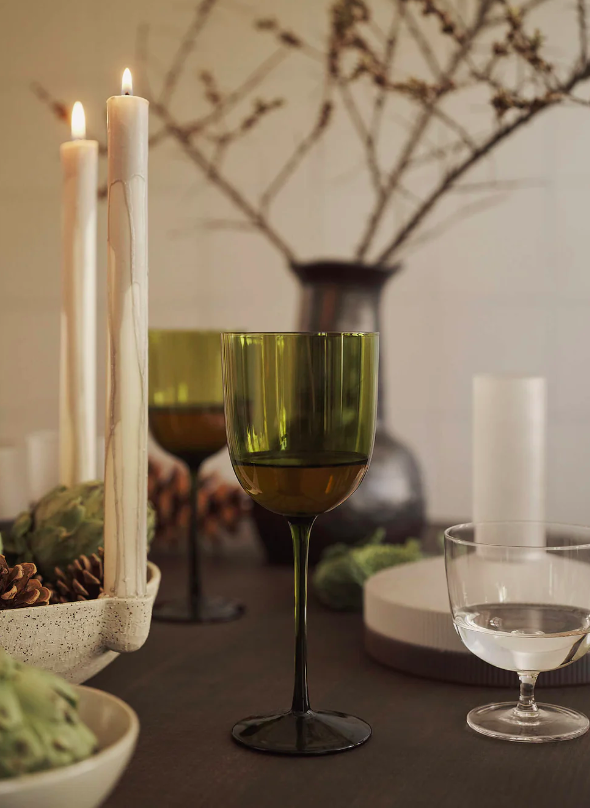Келихи для вина Host кольору зеленого моху від Ferm Living. (набір 2 шт).