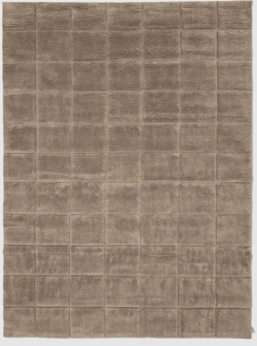 Килим Grid шоколадного кольору від Classic Collection.