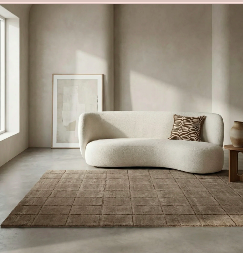 Килим Grid шоколадного кольору від Classic Collection.