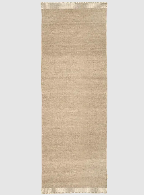 Килим Pure прордного кольору від Classic Collection.