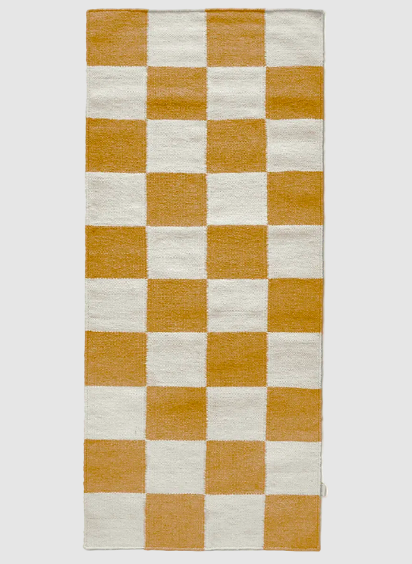 Килим Square жовтого кольору від Classic Collection.