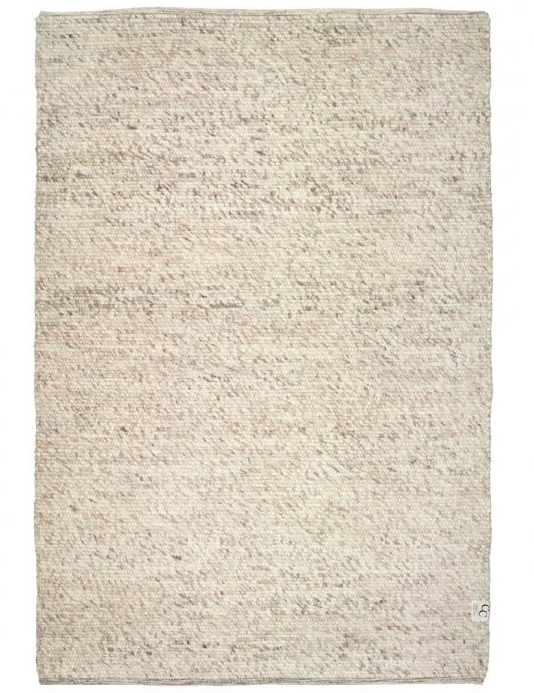 Килим Merino бежевого кольору від Classic Collection.