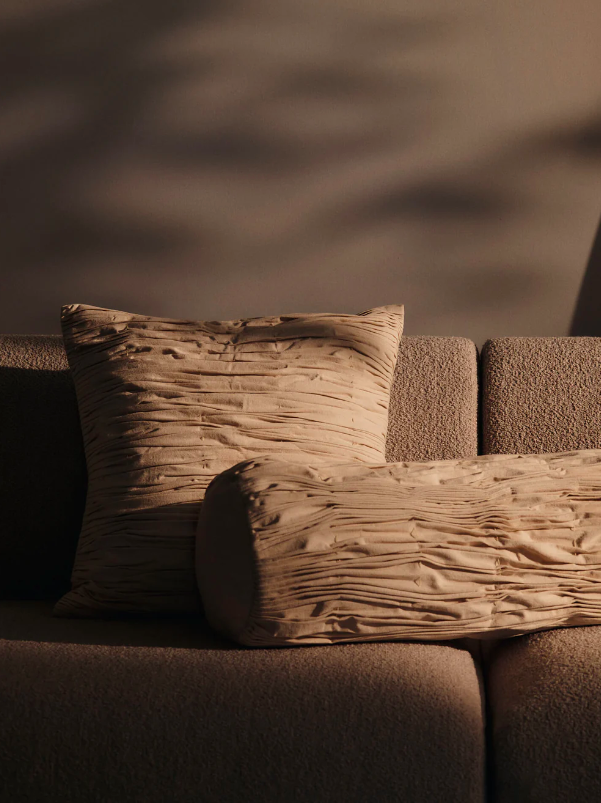 Декоративна подушка Falda Smocked від Ferm Living