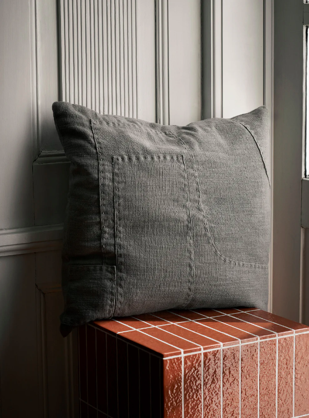 Декоративна подушка Darn від Ferm Living