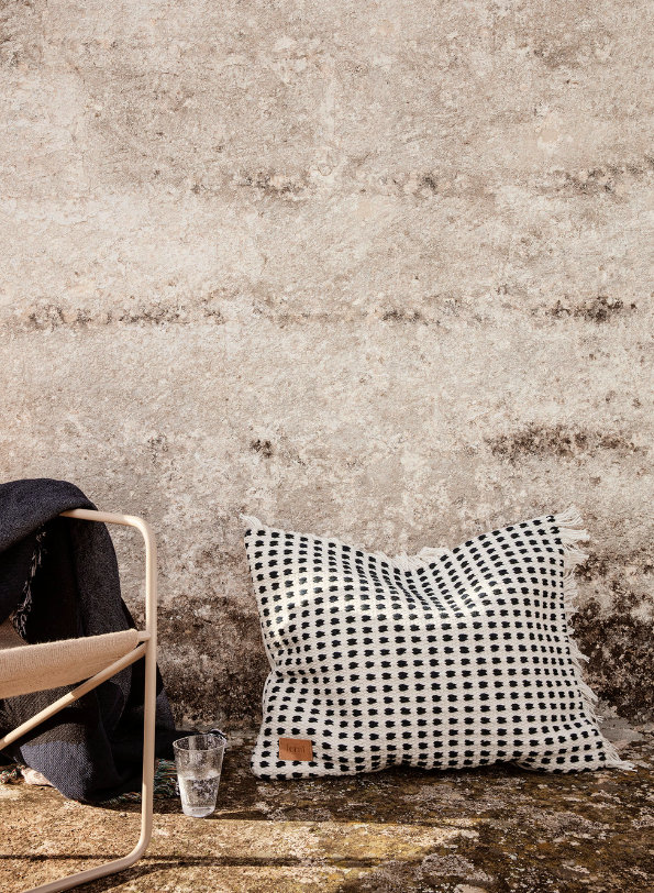 Вулична декоративна подушка Way від Ferm Living