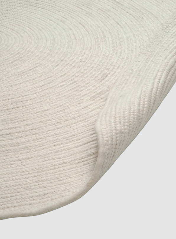 Килим круглої форми Merino білого кольору від Classic Collection
