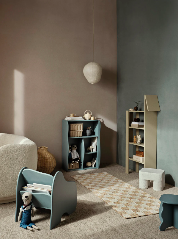Книжкова полиця Giraffe від Ferm Living