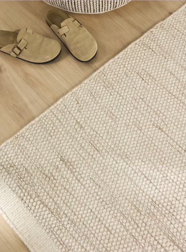 Доріжка Asko кремового кольору від Linie Design