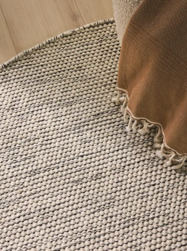 Килим круглої форми Asko колір білий/чорний від Linie Design